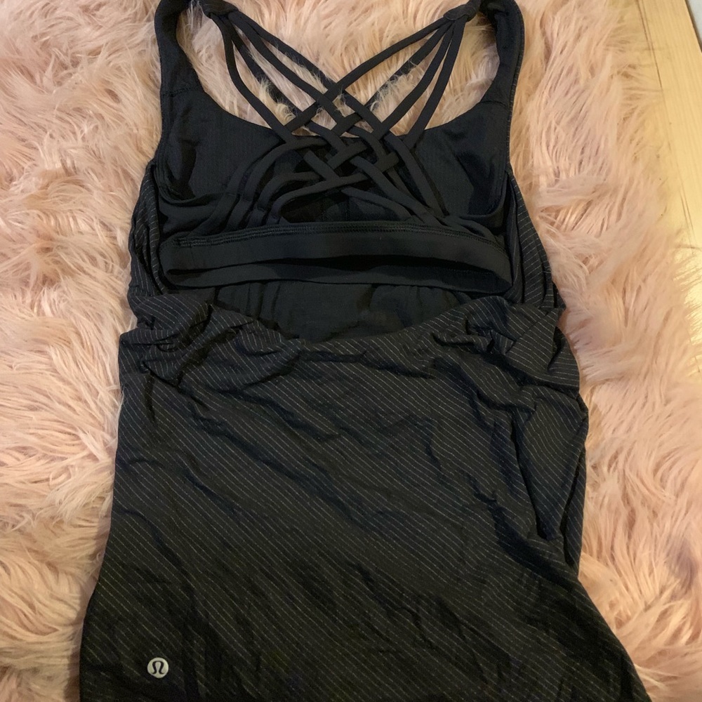 Lululemon tank top with built in sports bra